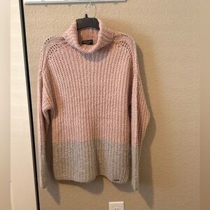 Abercrombie & Fitch Pink and Gray Turtleneck Sweater